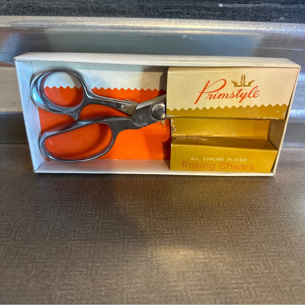Vintage Primstyle Pinking Shears - Picture 5 of 8